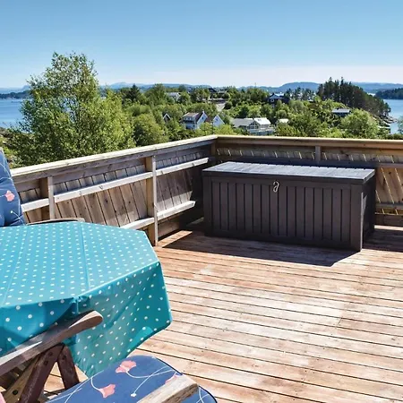 Gorgeous In Torangsvag With Wifi Holiday home *