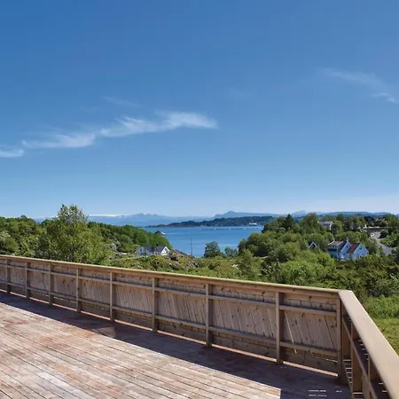 Feriehus Gorgeous In Torangsvag With Wifi Skar