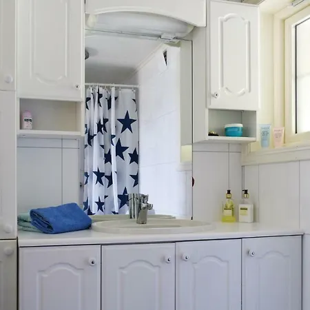 Dom wakacyjny Gorgeous In Torangsvag With Wifi Skar