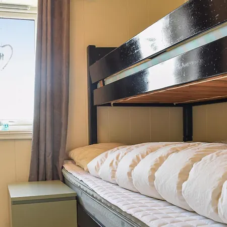 Gorgeous In Torangsvag With Wifi 펜션