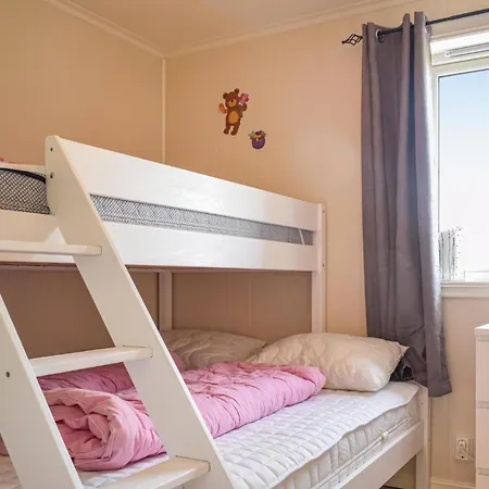 펜션 Gorgeous In Torangsvag With Wifi *