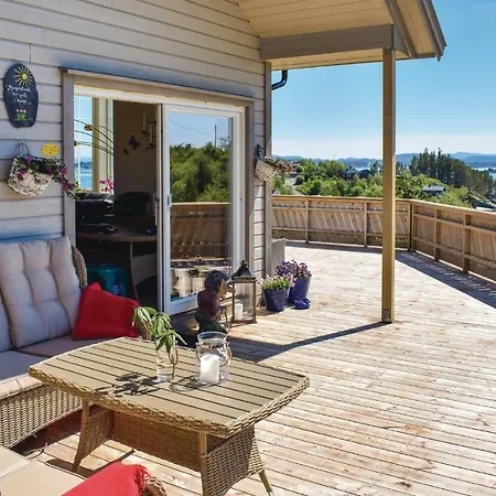 펜션 Gorgeous In Torangsvag With Wifi Skar